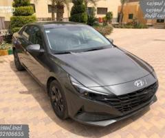 Cairo Airport Transfer: Hyundai Elantra Limousine.