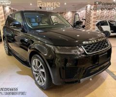 Rent a Stylish Range Rover Limo for Seamless Egypt Tourism.