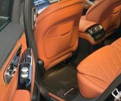 إيجار مرسيدس S500 بالسائق – قمة الفخامة والرُقي