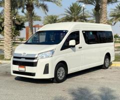 إيجار ميكروباص سياحي تويوتا هاي اس من تورزم تورز