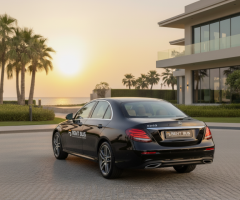 تأجير مرسيدس E200 بالسائق لرحلات رجال الأعمال.