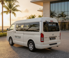 إيجار تويوتا هايس بالسائق لرحلات الأعمال... وصول مريح وفي الوقت المحدد.