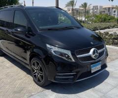 استمتع بأفخم خدمة تأجير مرسيدس فيانو في القاهرة!