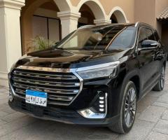 إيجار سيارة جيتور X90 للعائلات بالسائق... رحلات مريحة لـ 7 ركاب بدون عناء.