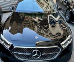 إيجار مرسيدس E200 موديل 2025 ليموزين المطار