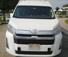 إيجار ميكروباص تويوتا هايس (Toyota Hiace)