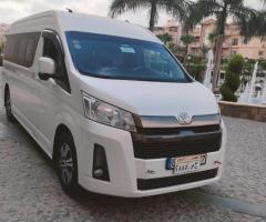 إيجار هايس الفخمة بالسائق: الحل الأمثل لتنقلاتك المريحة في المدينة.