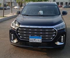 إيجار جيتور X90 العائلية 7 راكب للرفاهية والمساحة