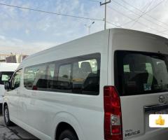 إيجار ميكروباص تويوتا هاي اس 14 راكباً للنقل الجماعي
