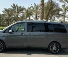 إيجار فان مرسيدس فيانو (Viano) العائلية الفاخرة