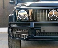 احجز الأسطورة مرسيدس G63: تجربة فاخرة وقوية بالسائق الشخصي.