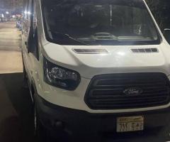 إيجار ميكروباص فورد ترانزيت (Transit) للسفر والرحلات