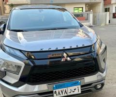 إيجار ميتسوبيشي إكسباندر 7 راكب - العملية اليابانية للعائلة الكبيرة