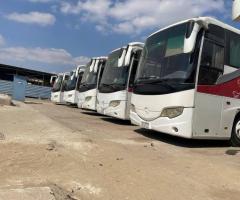 إيجار أتوبيس مرسيدس 50 راكب - الفخامة والأمان لجميع رحلات السفر