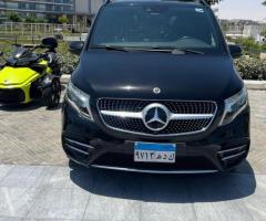 إيجار مرسيدس فيانو لخدمات الليموزين والـ VIP!