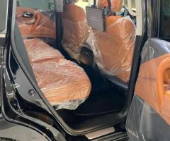 احجز قوة نيسان باترول بالسائق لرحلات السفاري والتنقلات التي تتطلب اعتمادية عالية.