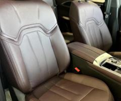 إيجار سيارة جيتور X90 (7 ركاب) للسفر العائلي