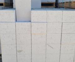 طوب ابيض خفيف