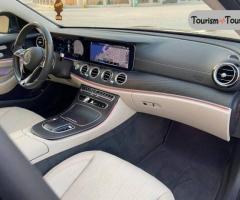 إيجار مرسيدس E200 موديل 2025 بالسائق