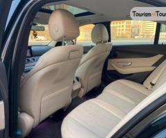 إيجار مرسيدس E200 موديل 2025 بالسائق