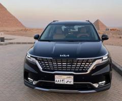 إيجار فان سياحي كيا كرنفال لسفر العائلة