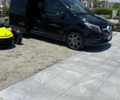 إيجار مرسيدس فيانو/في-كلاس للسفر العائلي