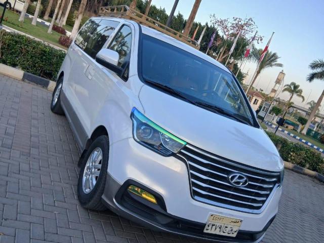 ايجار هيوانداي اتش وان للسفر العائلي