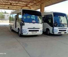 إيجار تويوتا كوستر أفضل خيار للسفر السياحي المريح في الطقس البارد بالسائق.