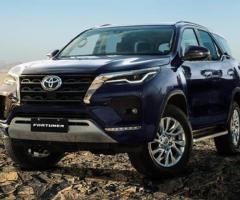 ايجار تويوتا فورتشنر للسفر والرحالات السياحية