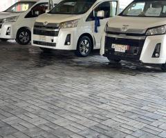 إيجار ميكروباص تويوتا هايس 14 راكباً بالسائق