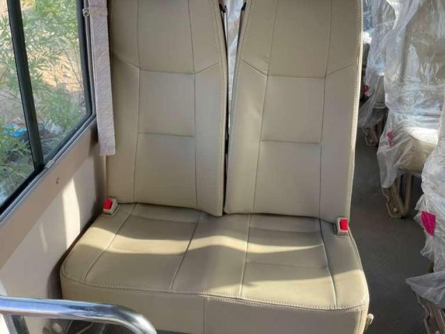 ايجار تويتا كوستر 22 راكب موديل 2025 بالسائق