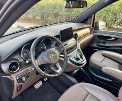 ايجار كيا كرنفال موديل 2025 7 راكب بالسائق