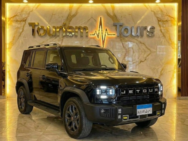 إيجار جيتور T2 للسفر والرحلات والمغامرات بالسائق