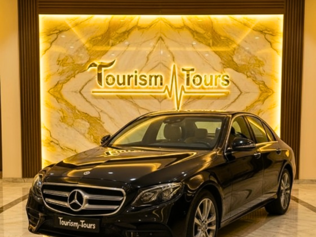 إيجار ليموزين مرسيدس E200 بالسائق