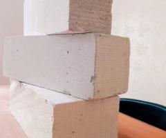 طوب ابيض رغوي وخفيف