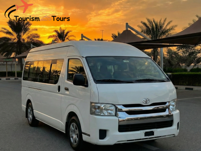 ???? سعة أكبر.. متعة أكتر! إيجار تويوتا هايس 14 راكب للرحلات ????
