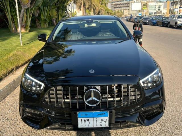 ايجار مرسيدس E200 بالسائق لتجربة راقية ومريحة