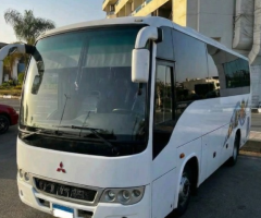 رحلتك بـ "اللمة" أحلى وأوفر.. إيجار ميتسوبيشي 28 راكب للرحلات!