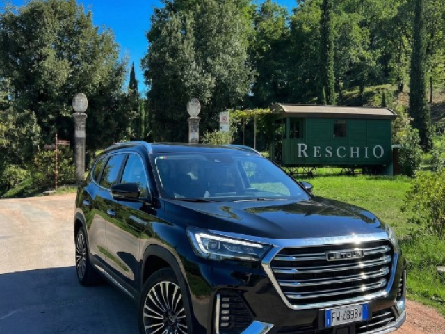 فخامة عائلية بلا حدود.. إيجار جيتور X90 بلس الجديدة!