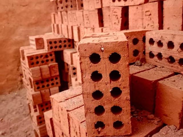 شركة النور لطوب الاحمر الطفلي باسعار تنافسية