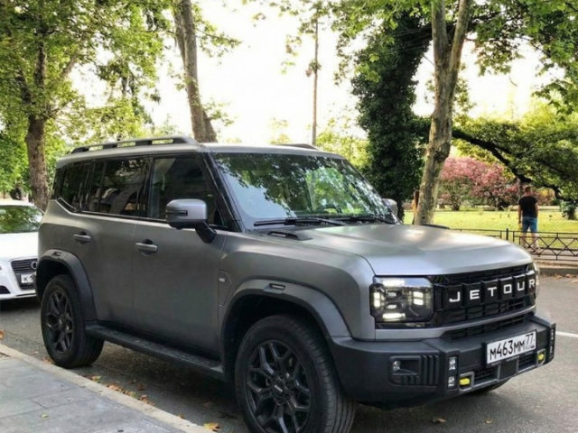 اقهر الطرق واستمتع بالفخامة.. إيجار جيتور T2 الوحش الجديد!