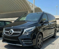 رحلتك العائلية بمستوى الدرجة الأولى.. إيجار مرسيدس فيانو VIP!