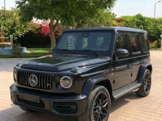 ملكة الطرق بلا منازع.. إيجار مرسيدس جي كلاس G63 AMG!