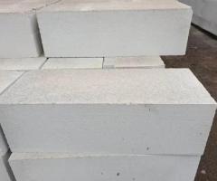 طوب ابيض رغوي وخفيف