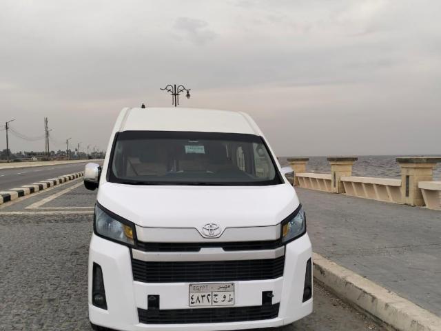 ايجار ميكروباص تويوتا هايس 14 راكب.. الخيار الأول لاستقبال المطارات!