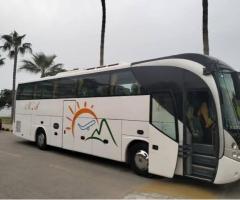 أتوبيس مرسيدس 600: الحل الأمثل لنقل المجموعات السياحية والوفود.