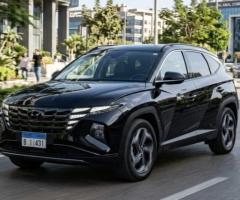 تأجير سياره هيونداي توسان 2024 بسائق : فخامة وراحة في كل مشوار مع "تورست"