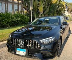 حجز مرسيدس E200 بالسائق | سيارة سيدان فاخرة لاستقبال المطار.