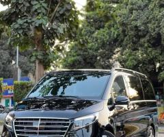 إيجار مرسيدس V300 موديل 2024.. رفيقك الأمثل لرحلات VIP في مصر فخامه