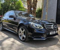 إيجار سياره مرسيدس E200 موديل 2024 بسائق  بانتظارك فخامة تستحقها